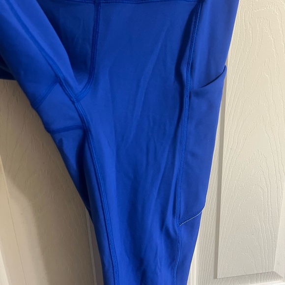 Lululemon 🍋 Speed Up Tight 28" Inseam Size 2 - Picture 10 of 11